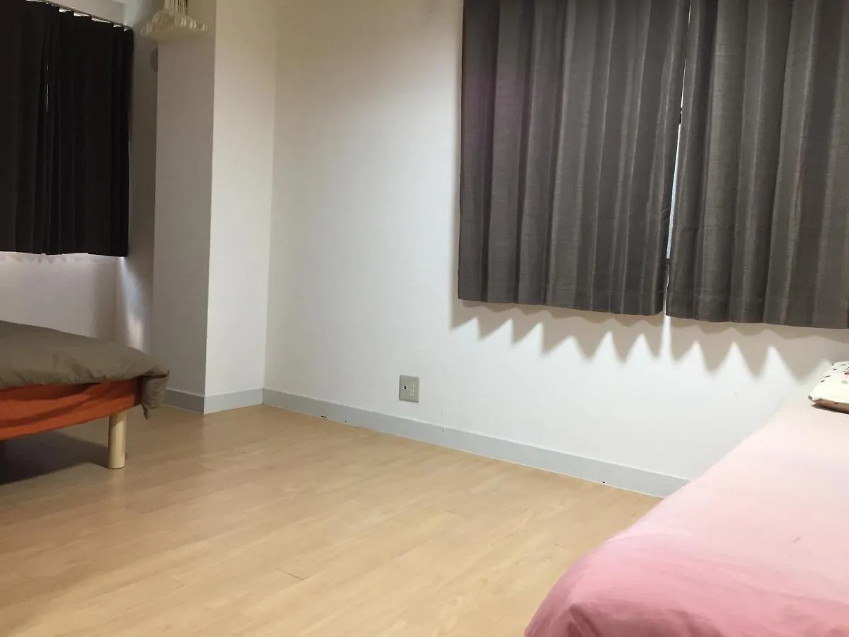 Apartment Issyuku Hostel Tokyo Japan