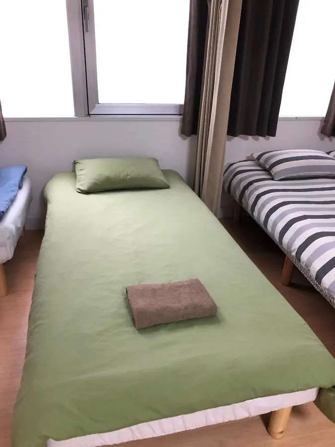 Issyuku Hostel Tokyo Apartment