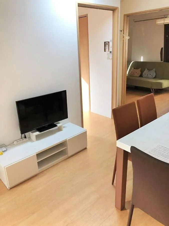 Apartment Issyuku Hostel Tokyo Japan