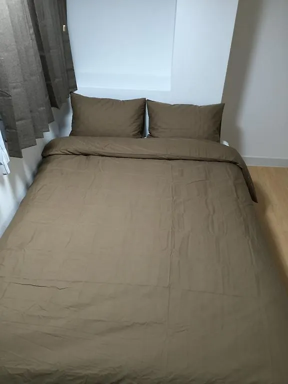 Issyuku Hostel Tokyo Apartment